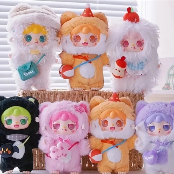 Adorable Plush Mystery Toy- 1 Stuffed Animal - Picture 1 of 14